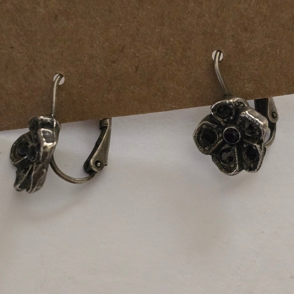 Vintage Victorian Gothic Antiqued Silvertone  Flower Leverback Drop Earrings